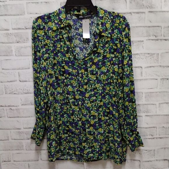 Zara top  - Picture 1 of 3